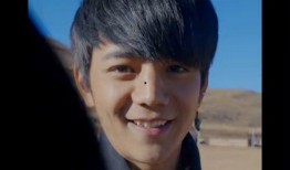 丁真粉丝爆料舅舅原视频,揭秘丁真家族背后的故事